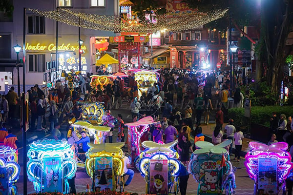 ■12月份“马六甲夜生活”活动吸引大批游客深夜游览马六甲景点。