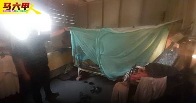 住家传出异味揭发 独居华裔老翁暴毙多日