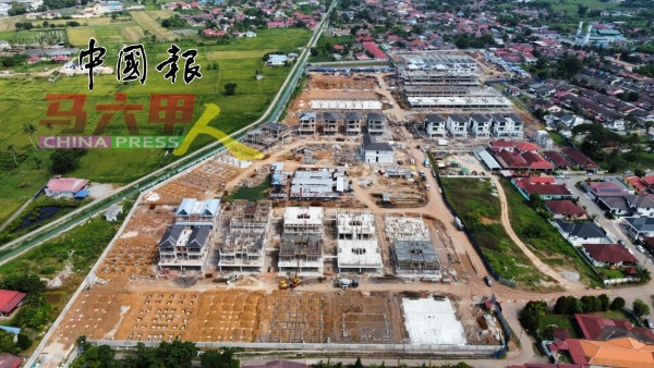 Bachang Villas占地23亩,位于马六甲心脏地区。