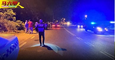 疑与夫吵架 摆脱追逐 女厂工撞路墩  毙命