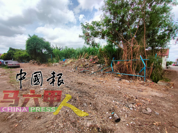 ■汉都亚再也卫生小组日前联合CMI Infra及甲州固体废料与公共卫生机构（SW Corp）一起出动，清理默迪花园其中一片“被标签”成垃圾场的空地。