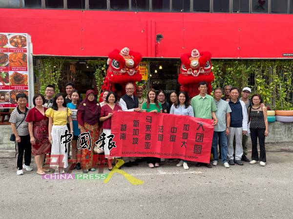 来自法国、加拿大、越南、中国、新加坡及马来西亚的白礁王氏马巷宗亲大团圆,齐聚在古城延续宗亲情谊。