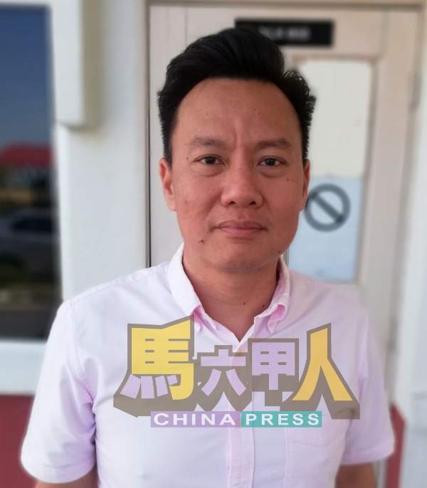 蔡求伟:要求市政厅卫生组加强执法。