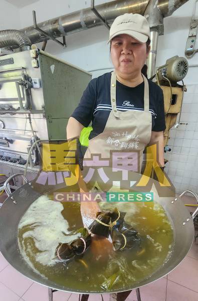 粽子每天新鲜烹煮。