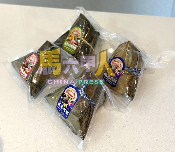 粽子经过真空包装,可更久保存新鲜度。