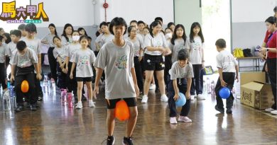 写作   游戏   交朋友 营员康乐营开心学习