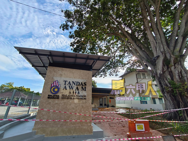 ■位于独立纪念馆旁的公厕，预计公厕将于6月初启用。