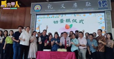 李勤烈：数码科技发展迅速 教学需转型与创新