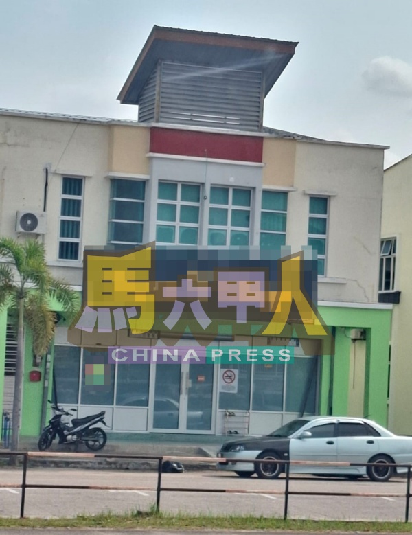 野新市议会频接获电子烟专卖店营业执照申请，令人担心售卖电子烟市场失控。