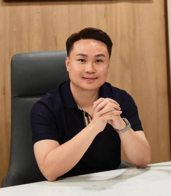 尚峰发展有限公司董事经理郑凯伦。