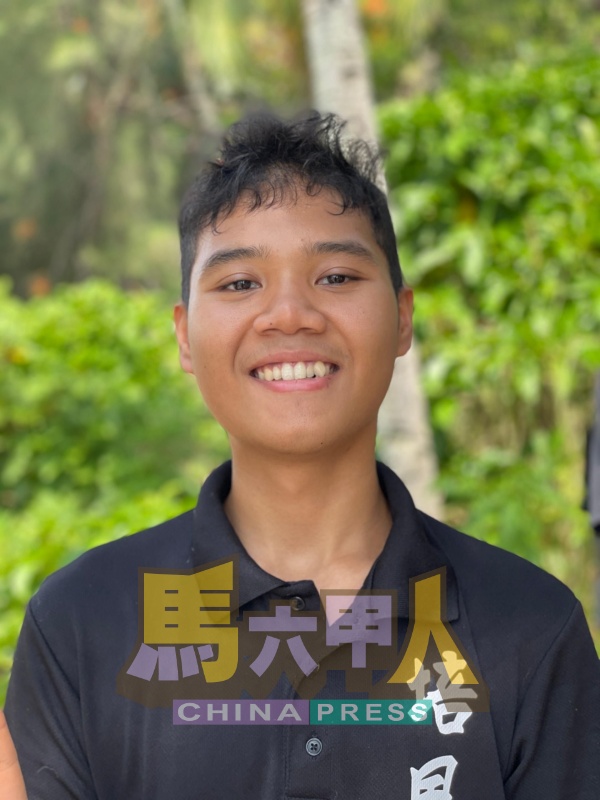 颜滐文。