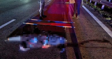 结伴骑摩哆遇车祸 4好友2死2伤