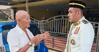 议员助听障选民解决泊车问题 暖心互动 笑翻网民