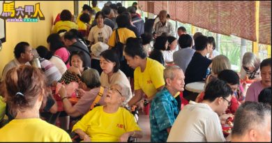 九皇爷诞庆典热烈登场　 北添宫  九皇宫  香火鼎盛人潮不断