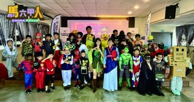 公教小学儿童节 师生温馨庆祝